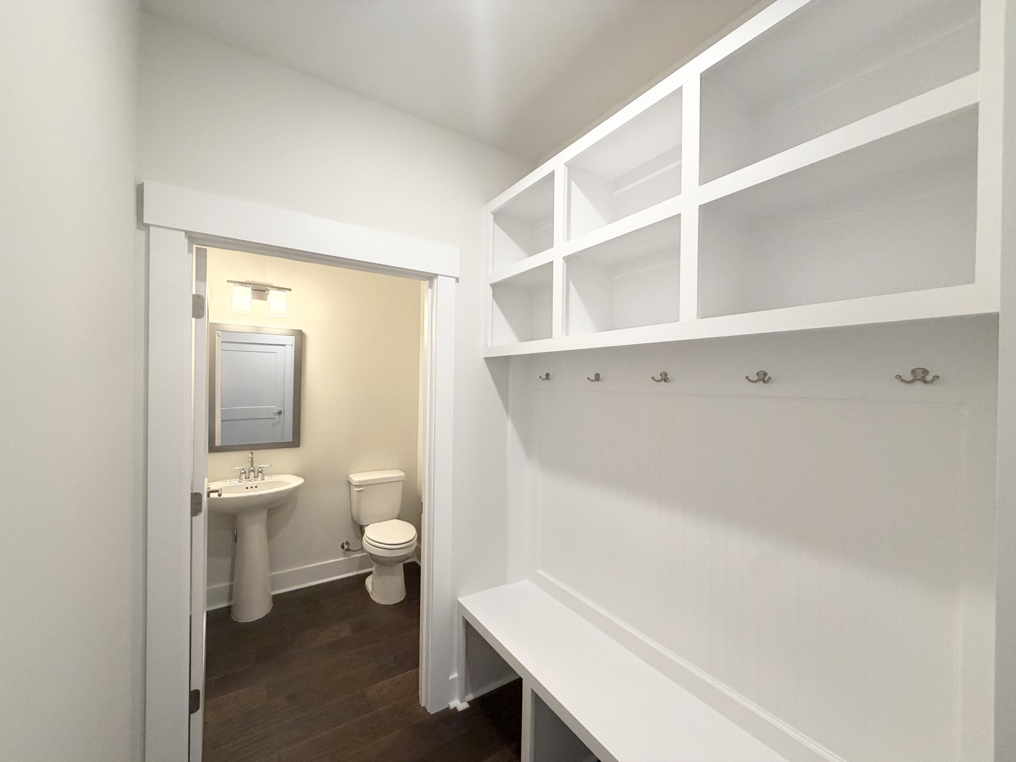 2088 Conductor Ln Property Photo 24