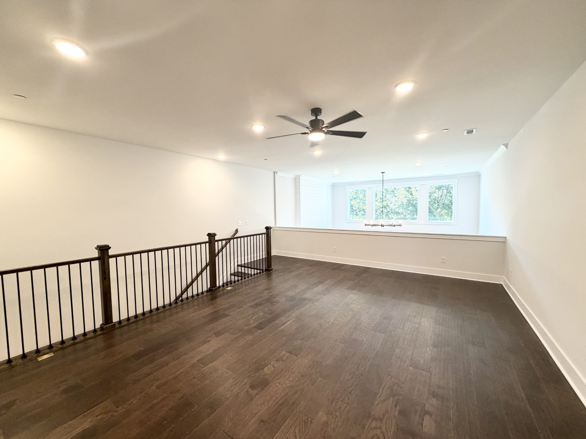 2088 Conductor Ln Property Photo 38