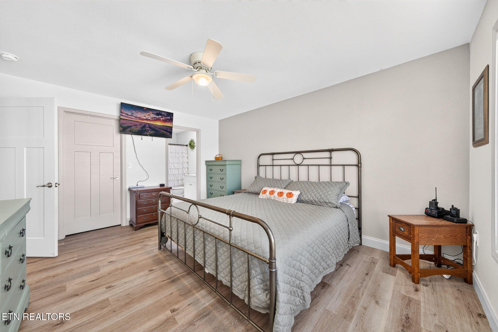 57 Capitol Drive Property Photo 17