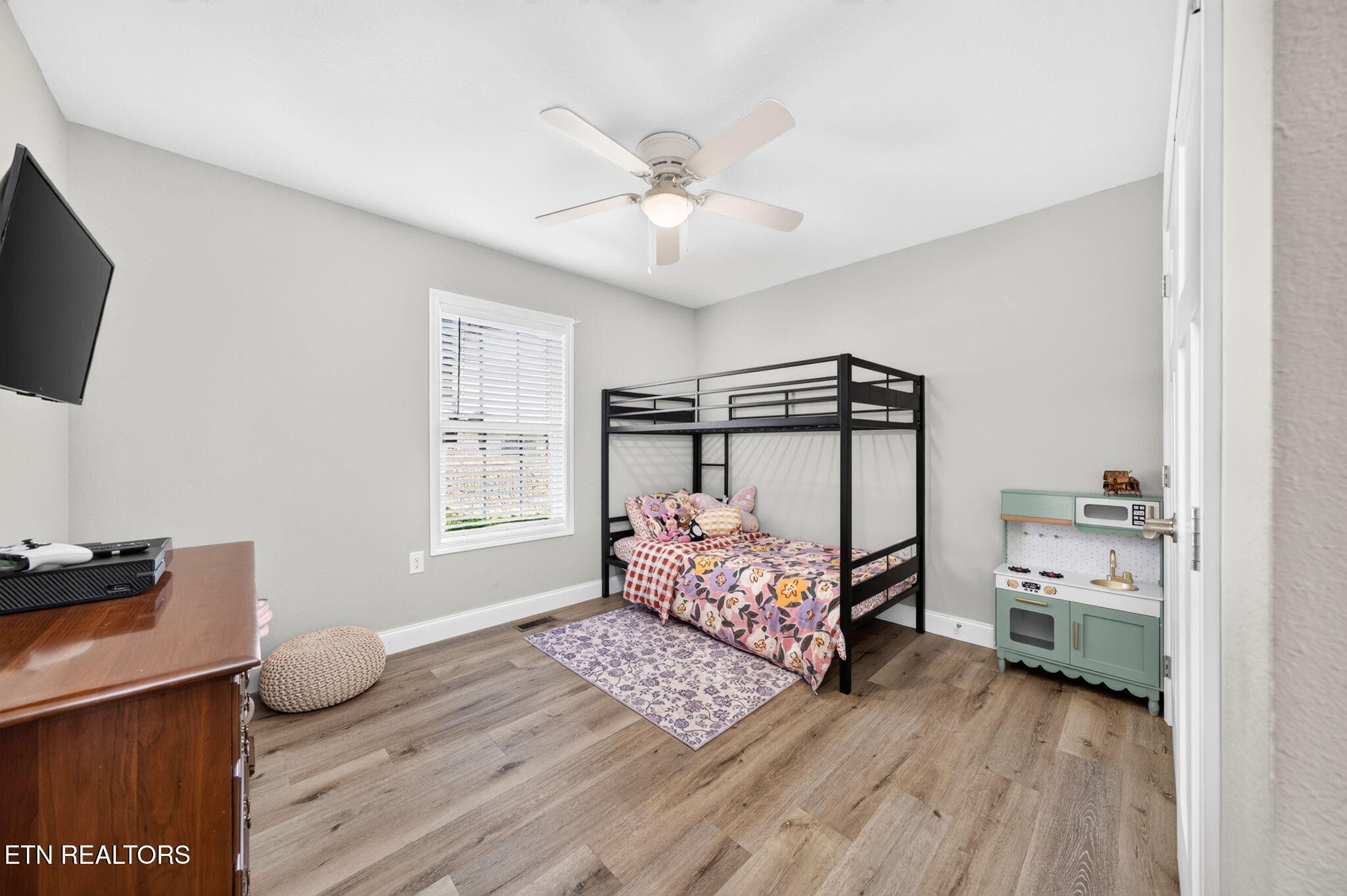 57 Capitol Drive Property Photo 22