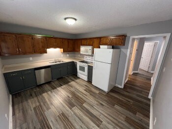 204 Arkansas Ave Property Photo 6