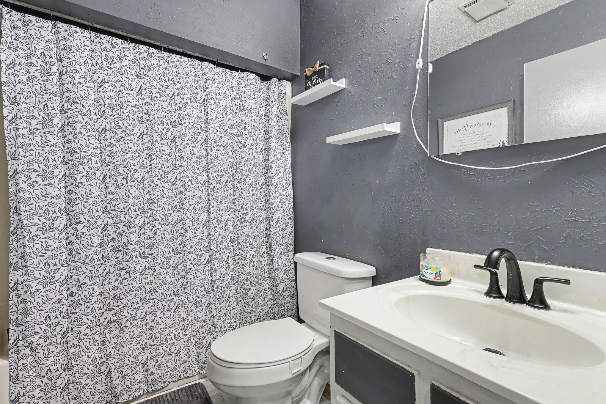 806 Hughes St Property Photo 14