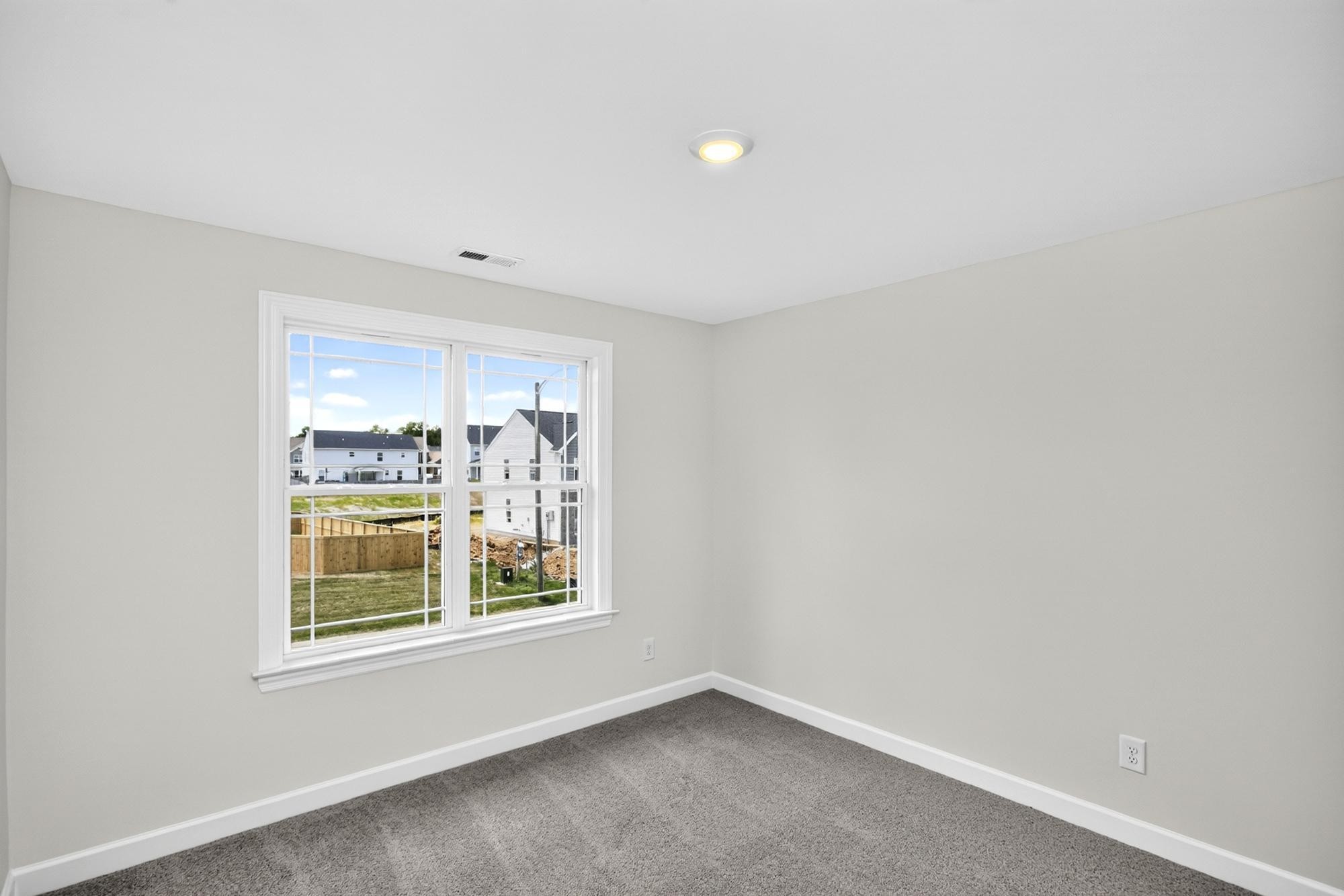 5023 Salient Dr Property Photo 36