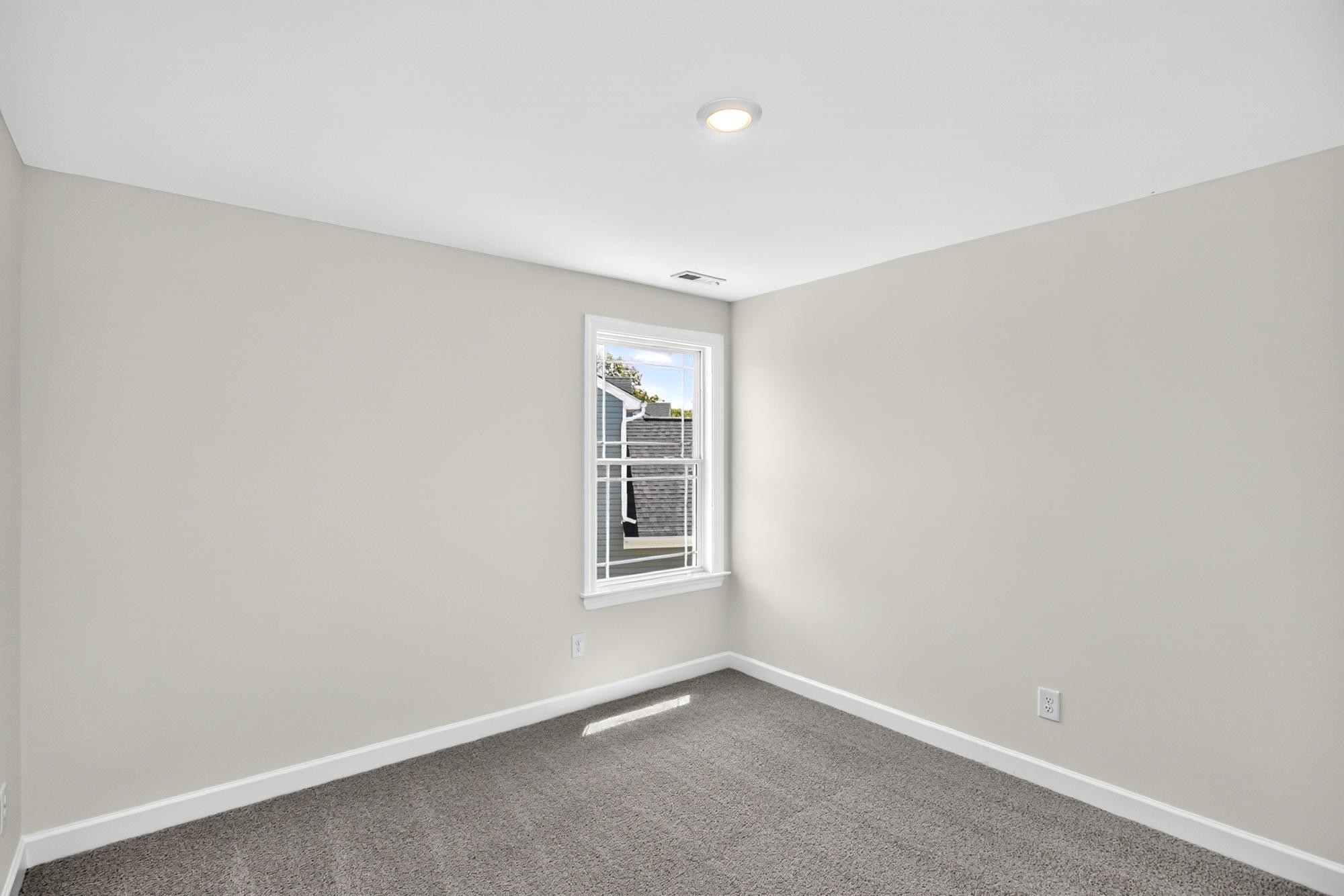5023 Salient Dr Property Photo 39