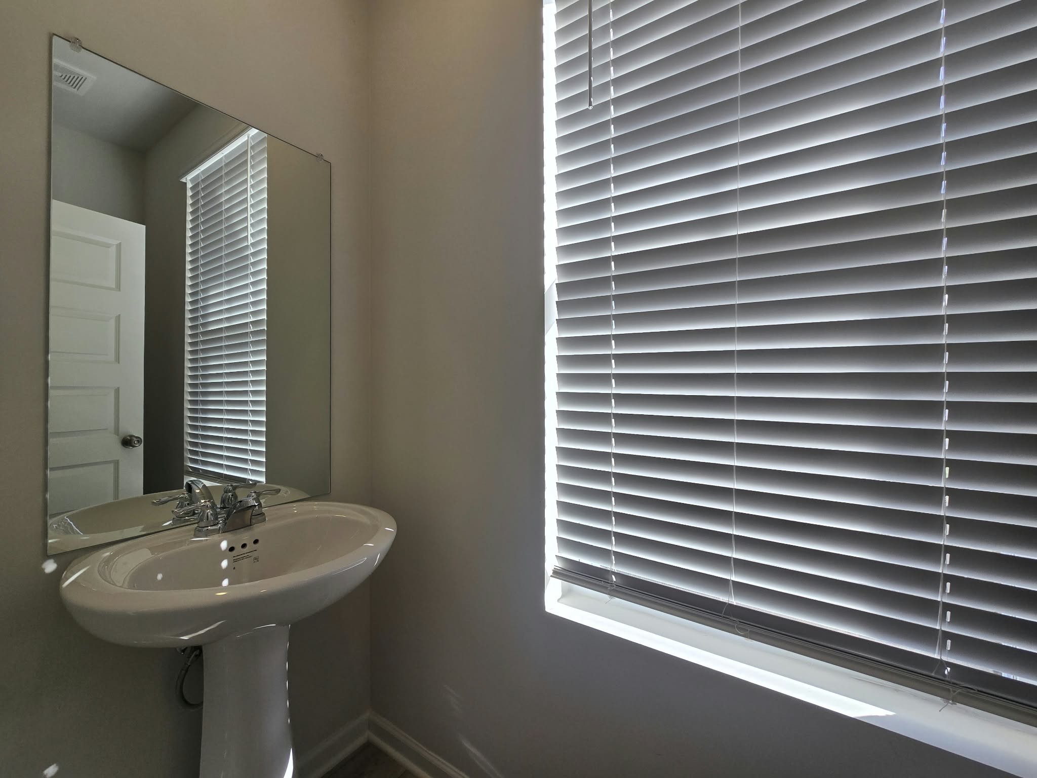 556 Trinity Way Property Photo 6