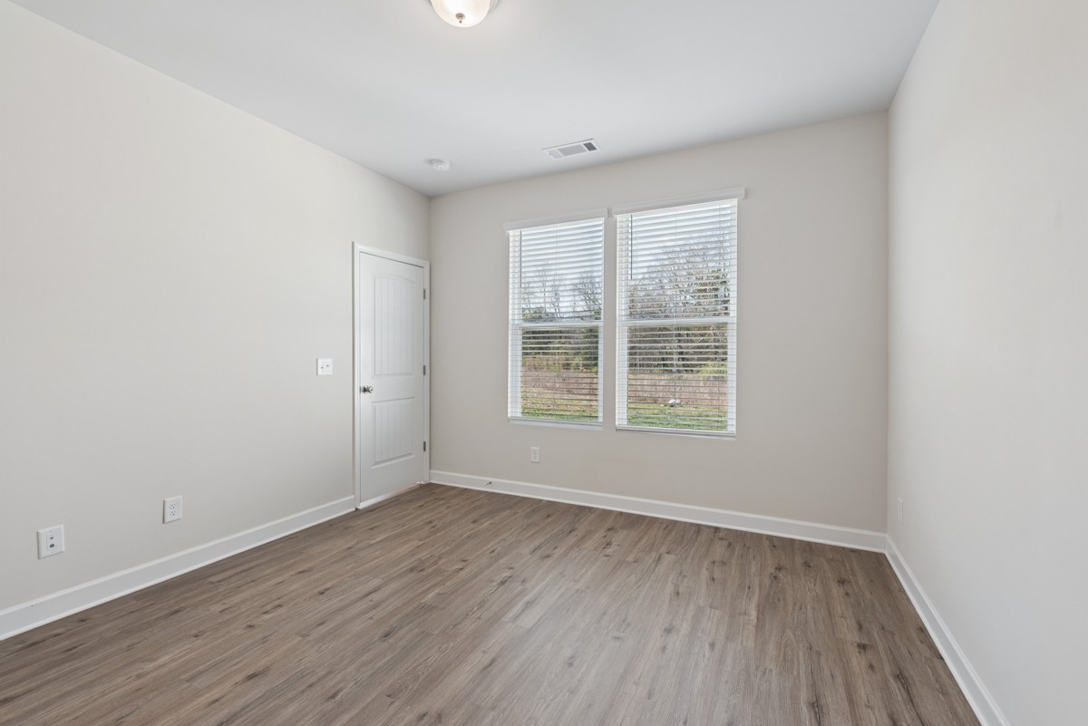521 Medwyk Dr Property Photo 23