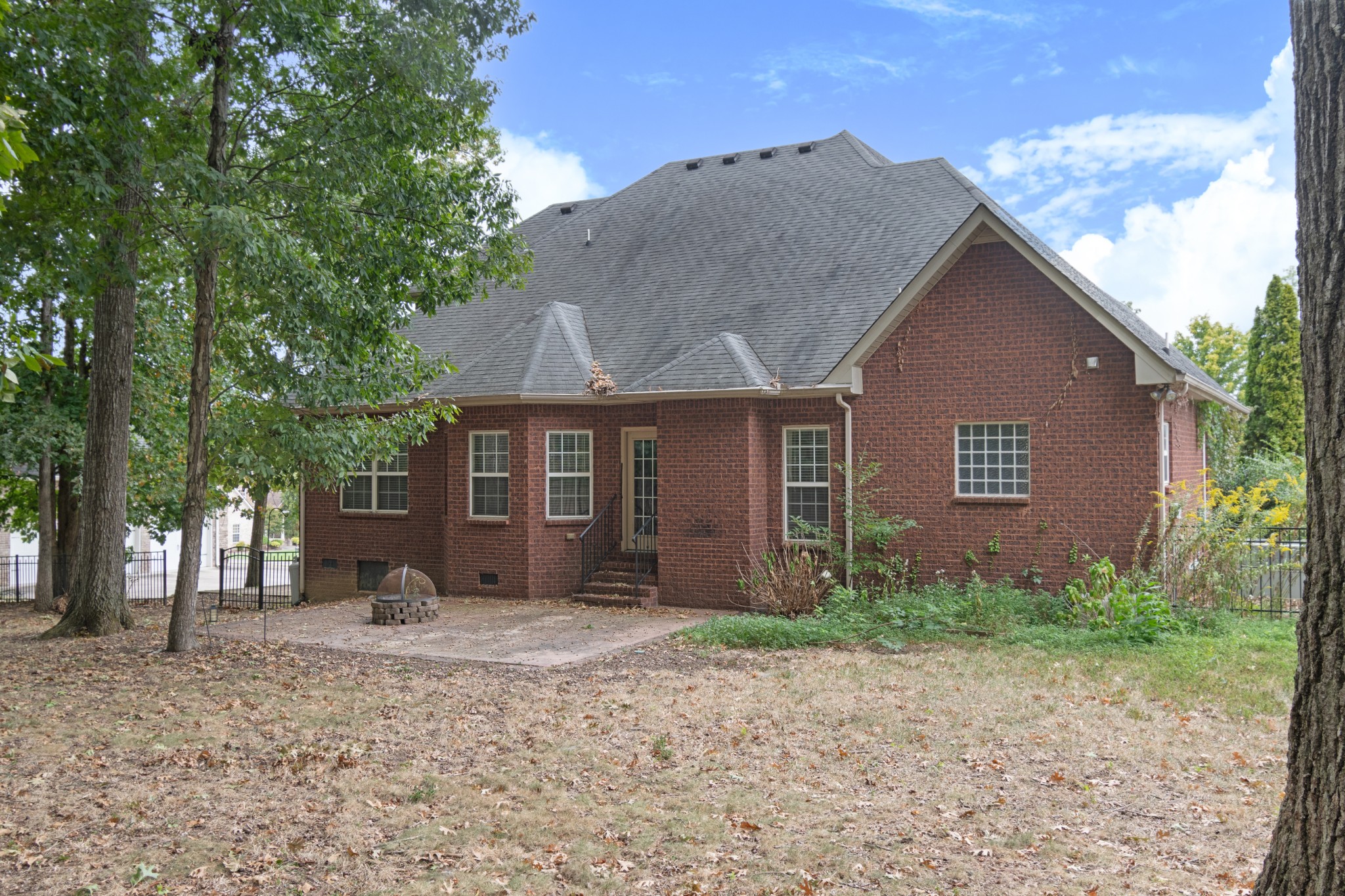 135 Ridgebend Dr Property Photo 53