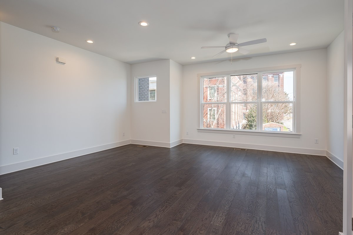 233 Cleveland St Property Photo 5