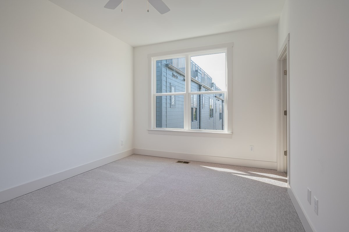 233 Cleveland St Property Photo 10