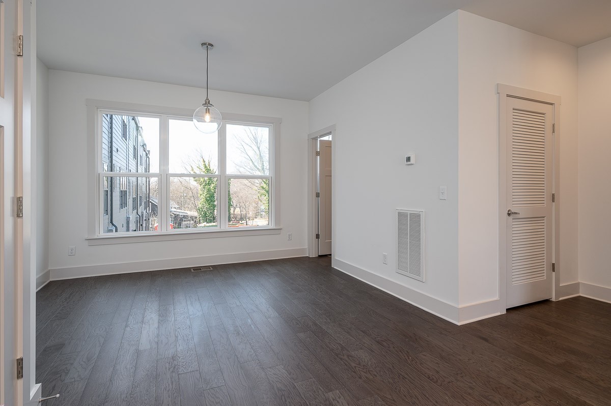 233 Cleveland St Property Photo 12