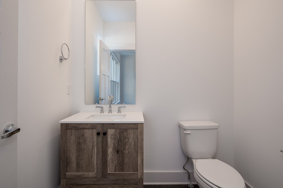 233 Cleveland St Property Photo 13
