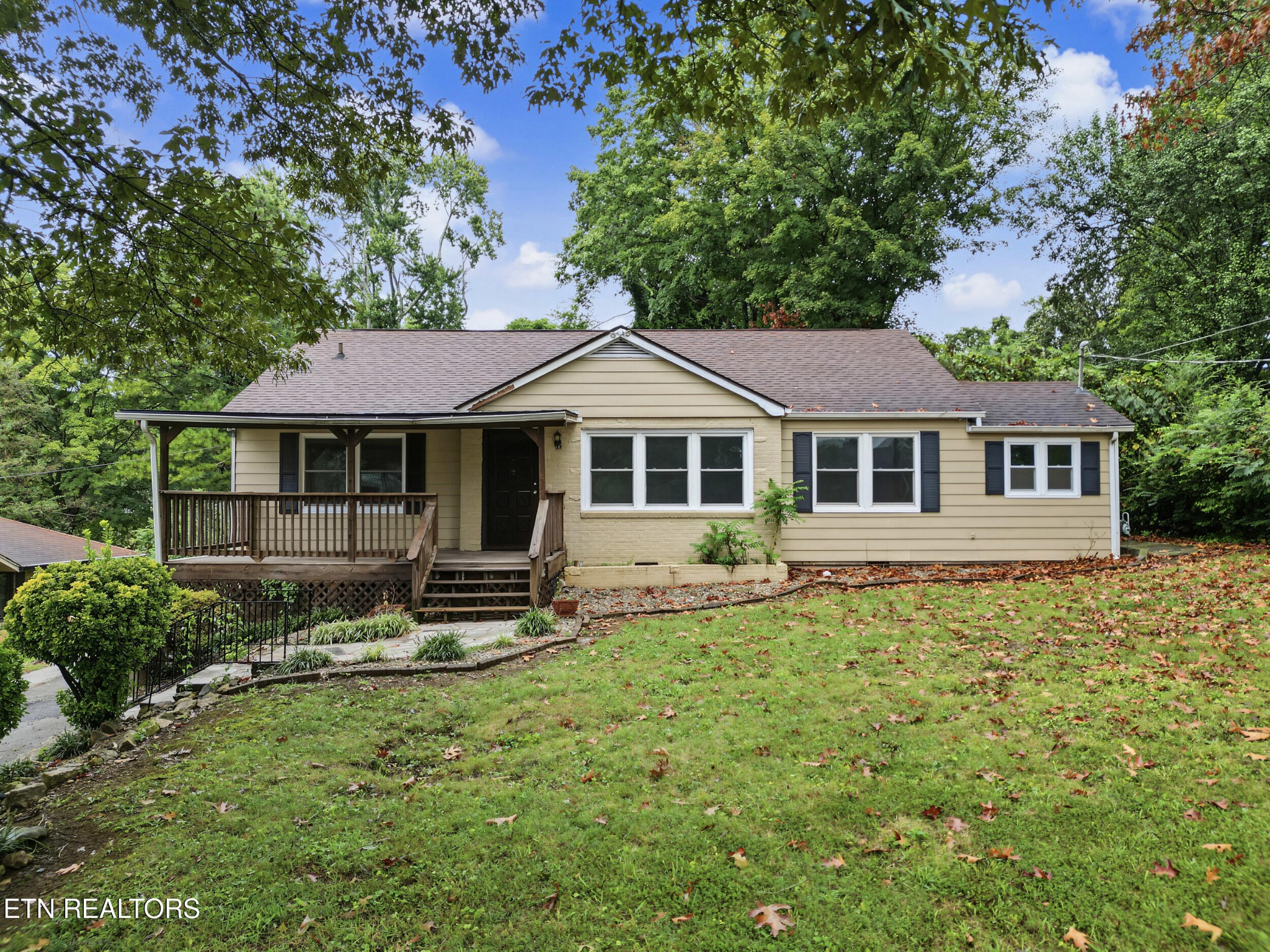 2149 Dandridge Ave