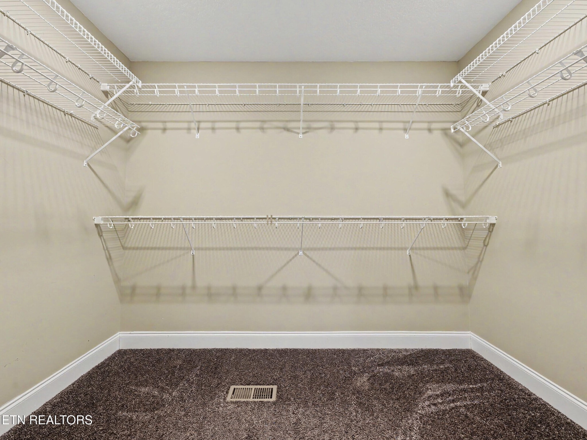 813 Mackenzie Drive Property Photo 31
