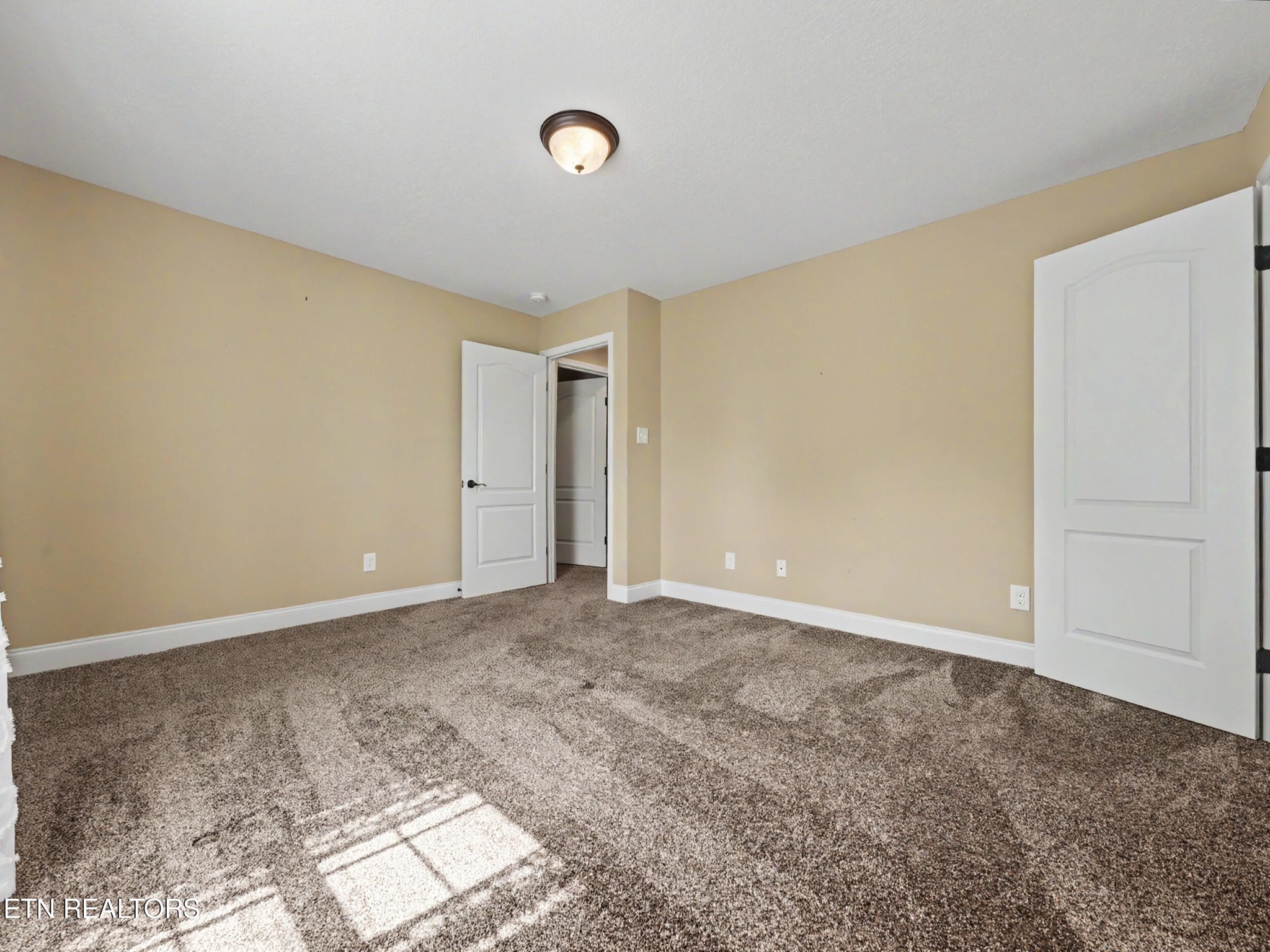 813 Mackenzie Drive Property Photo 32