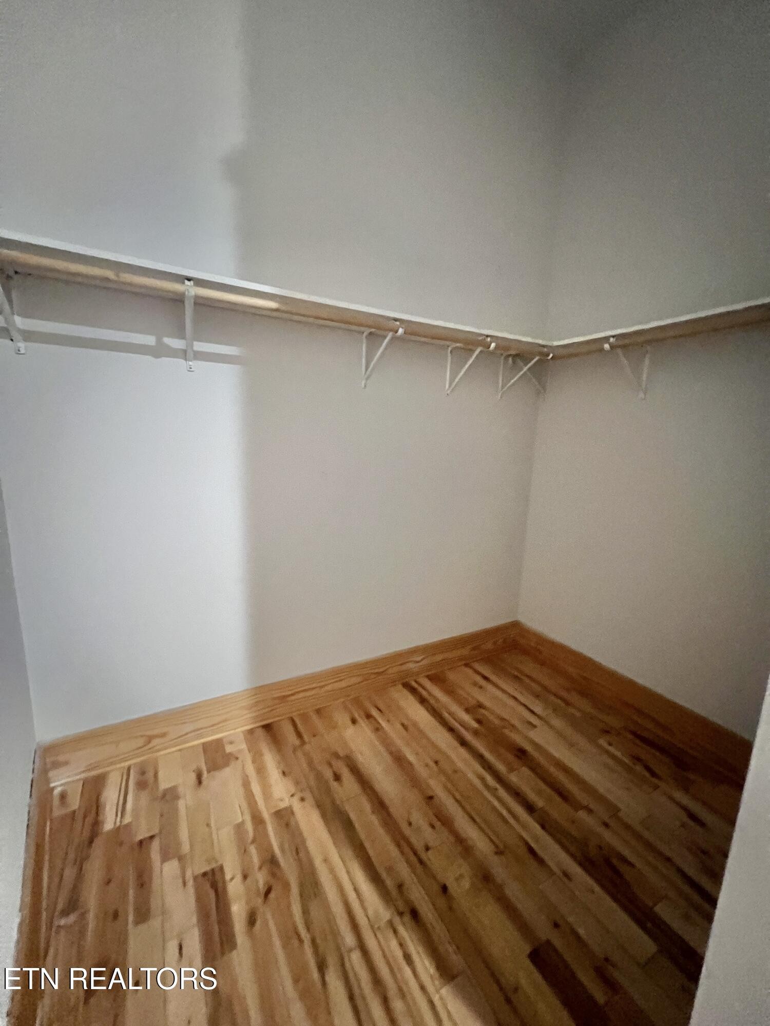 112 S Gay St Property Photo 13