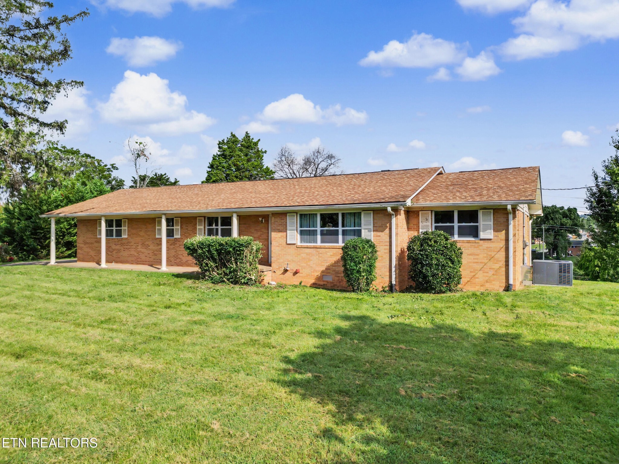 3717 Splendor Drive Property Photo 2