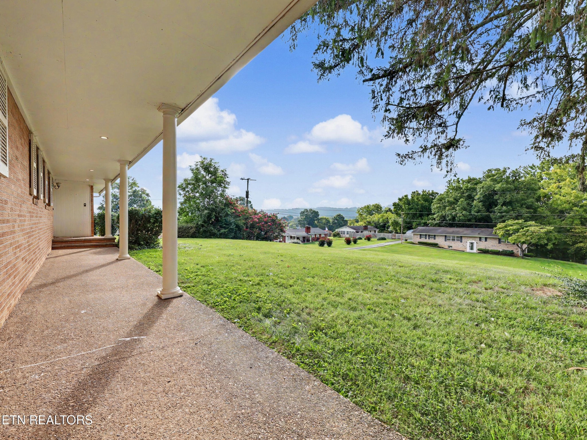 3717 Splendor Drive Property Photo 4