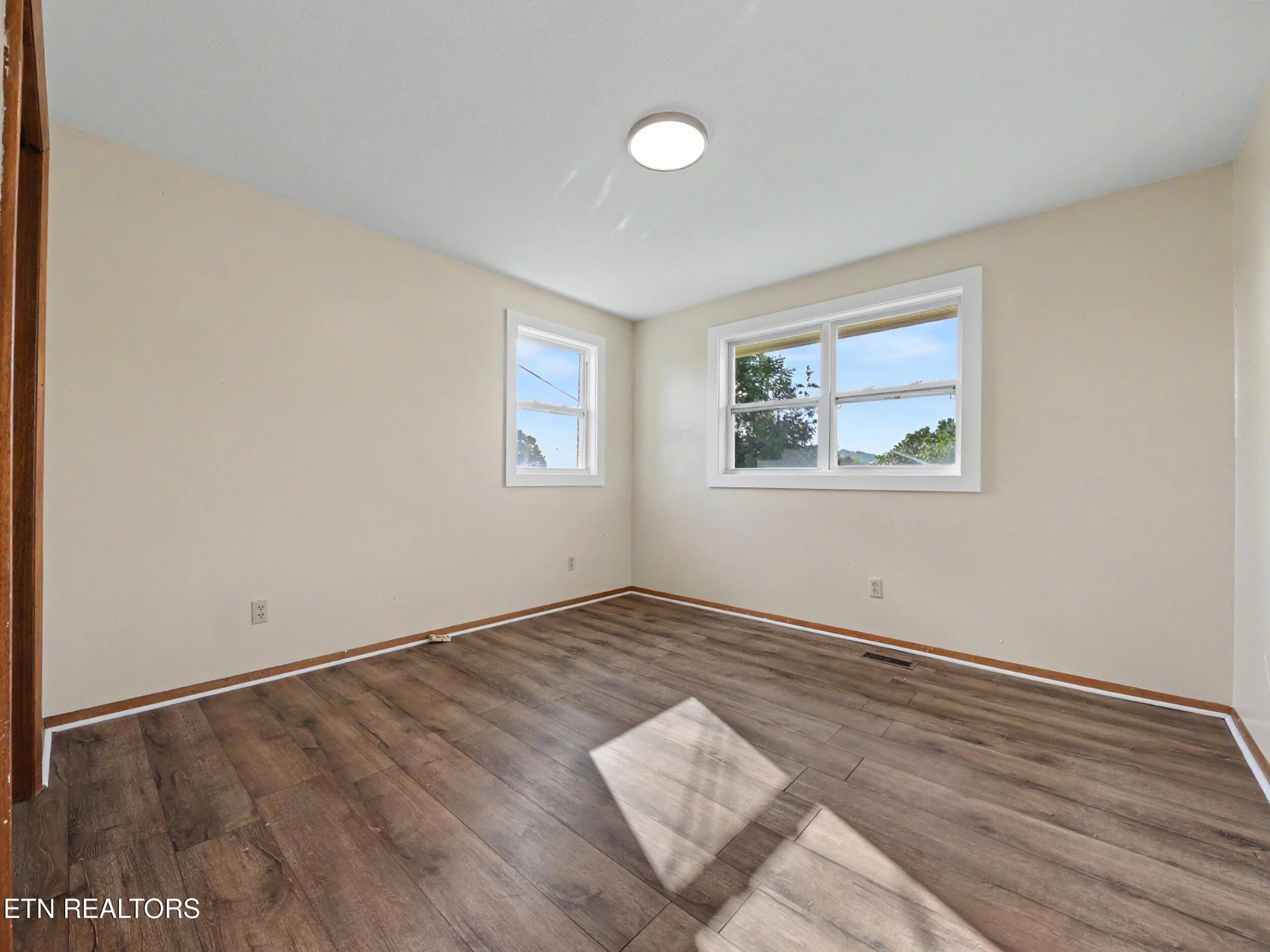 3717 Splendor Drive Property Photo 21