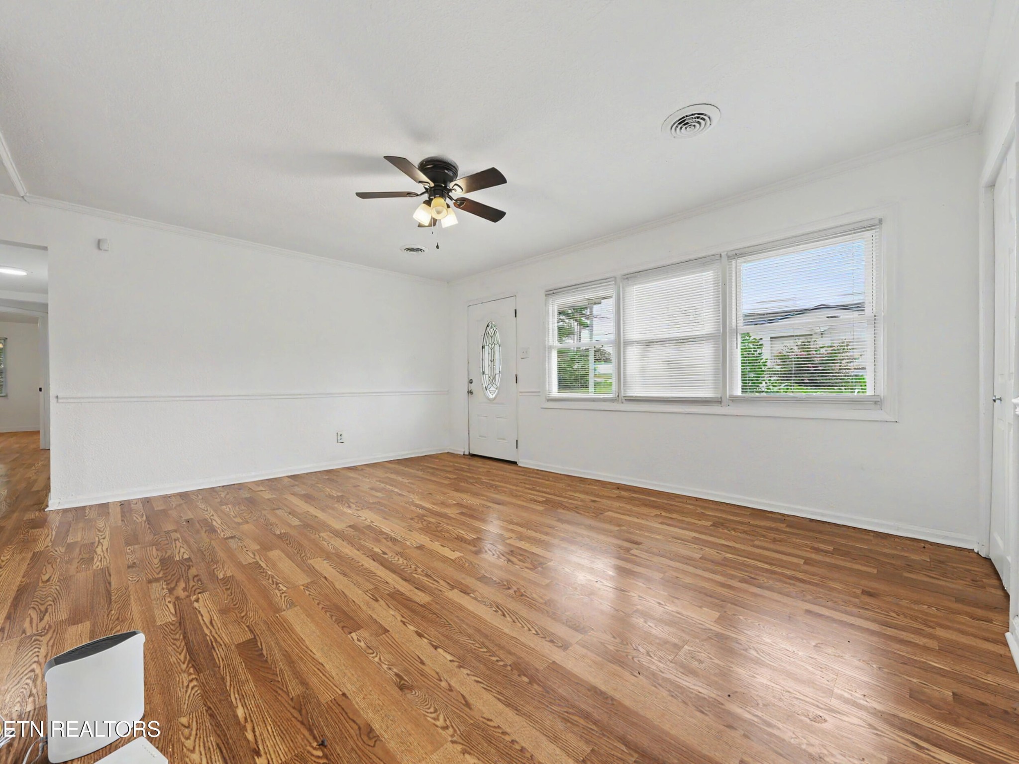 5315 Marguerite Rd Property Photo 9