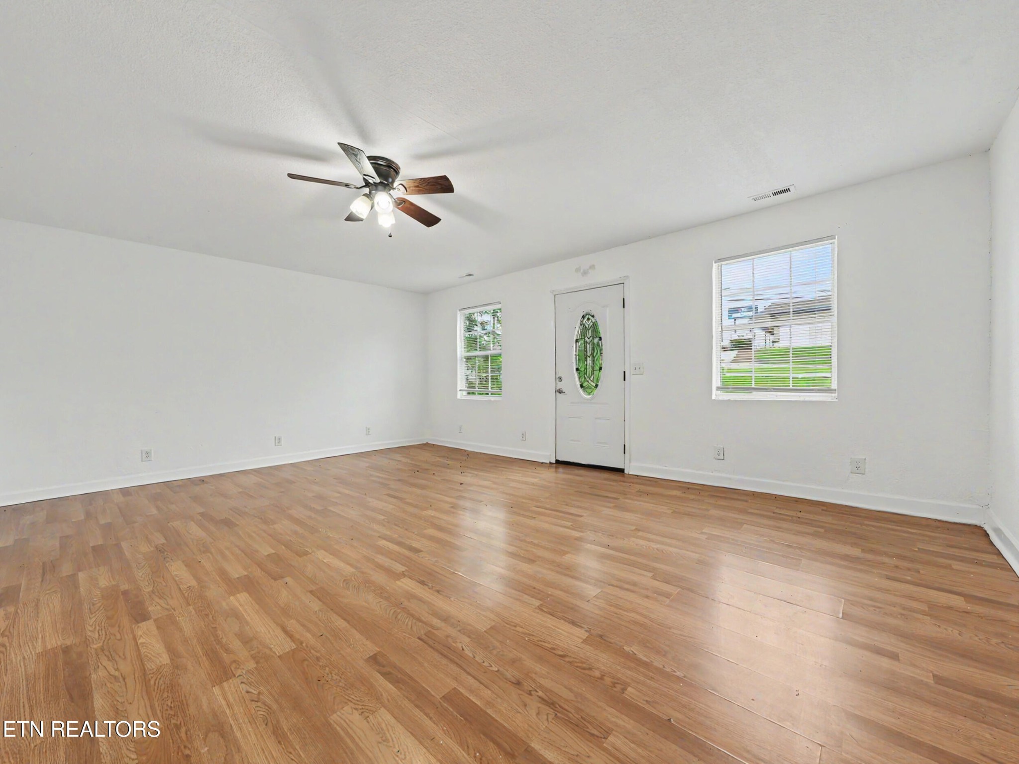 5315 Marguerite Rd Property Photo 10