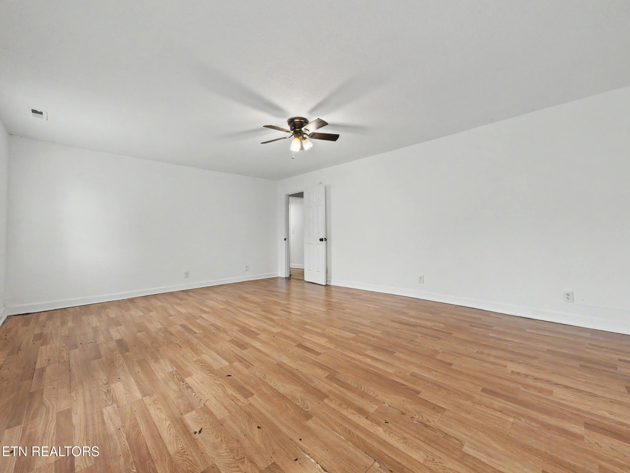 5315 Marguerite Rd Property Photo 11