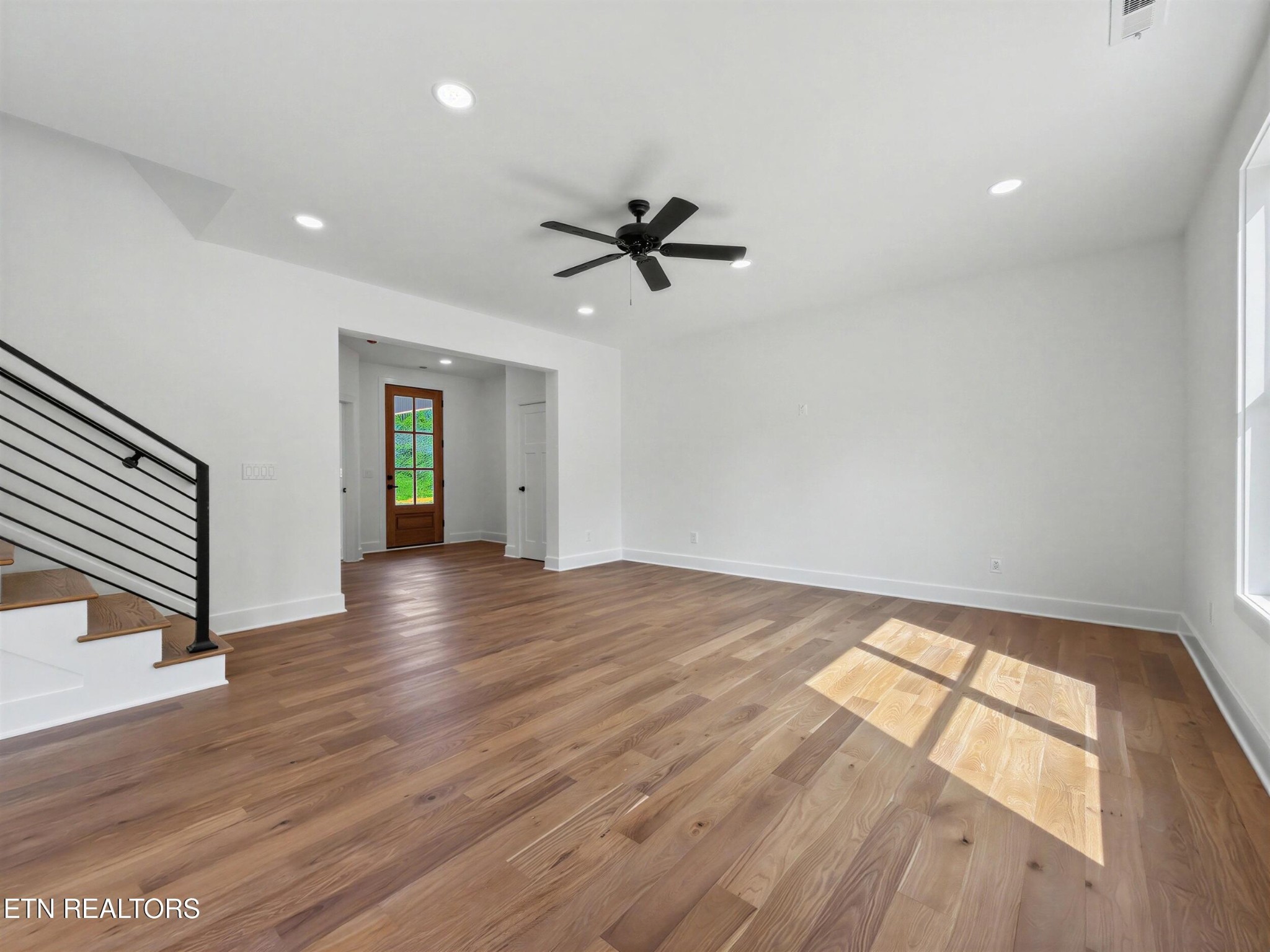 5323 Arza Lane Property Photo 14