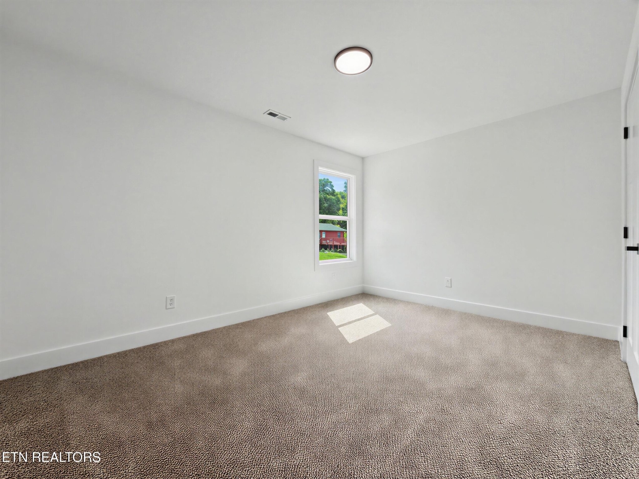 5323 Arza Lane Property Photo 18