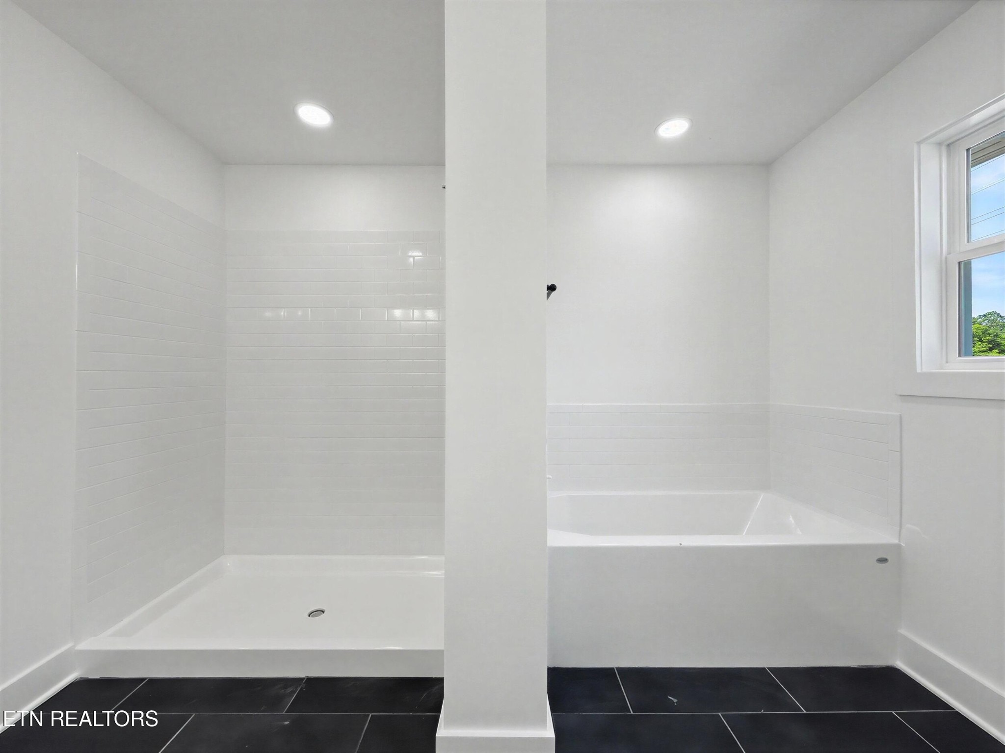 5323 Arza Lane Property Photo 28