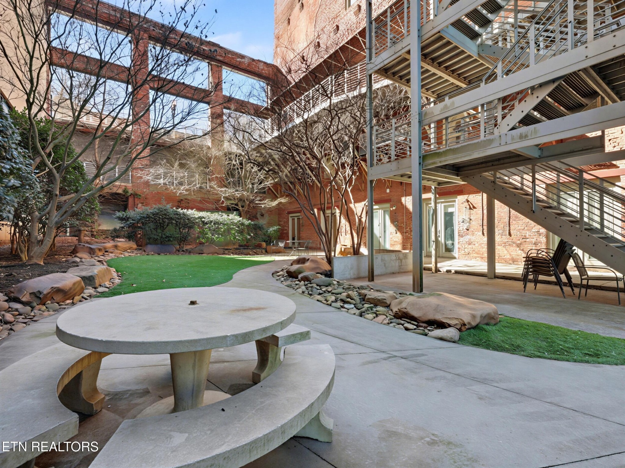 112 S Gay St Property Photo 34