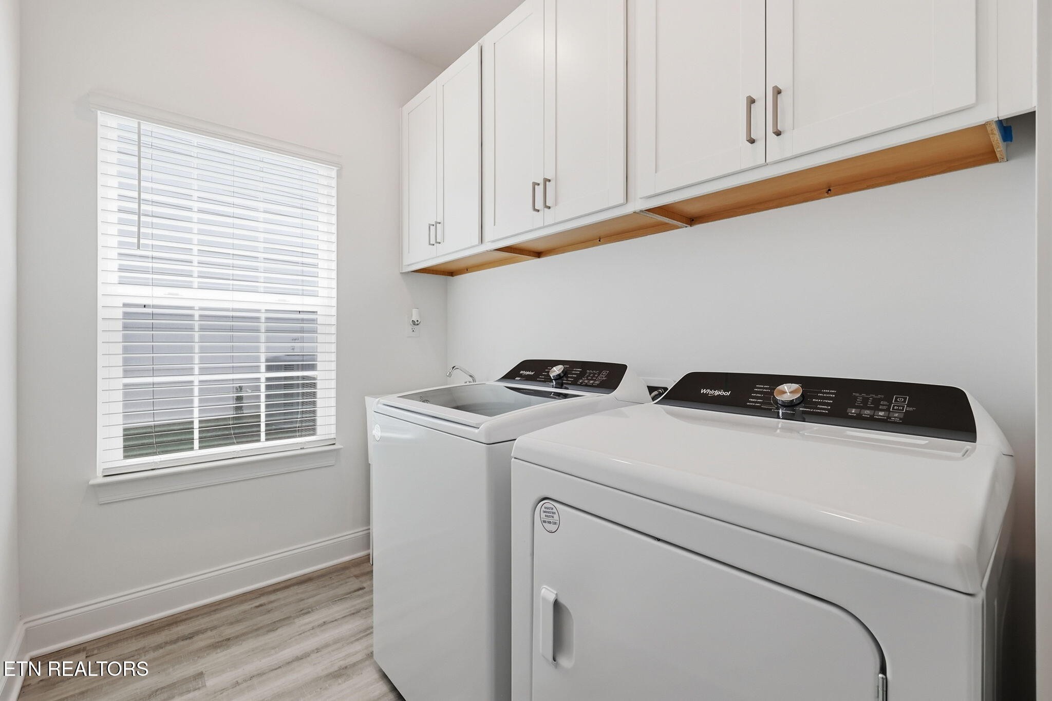 1640 Spring Berry Lane Property Photo 10