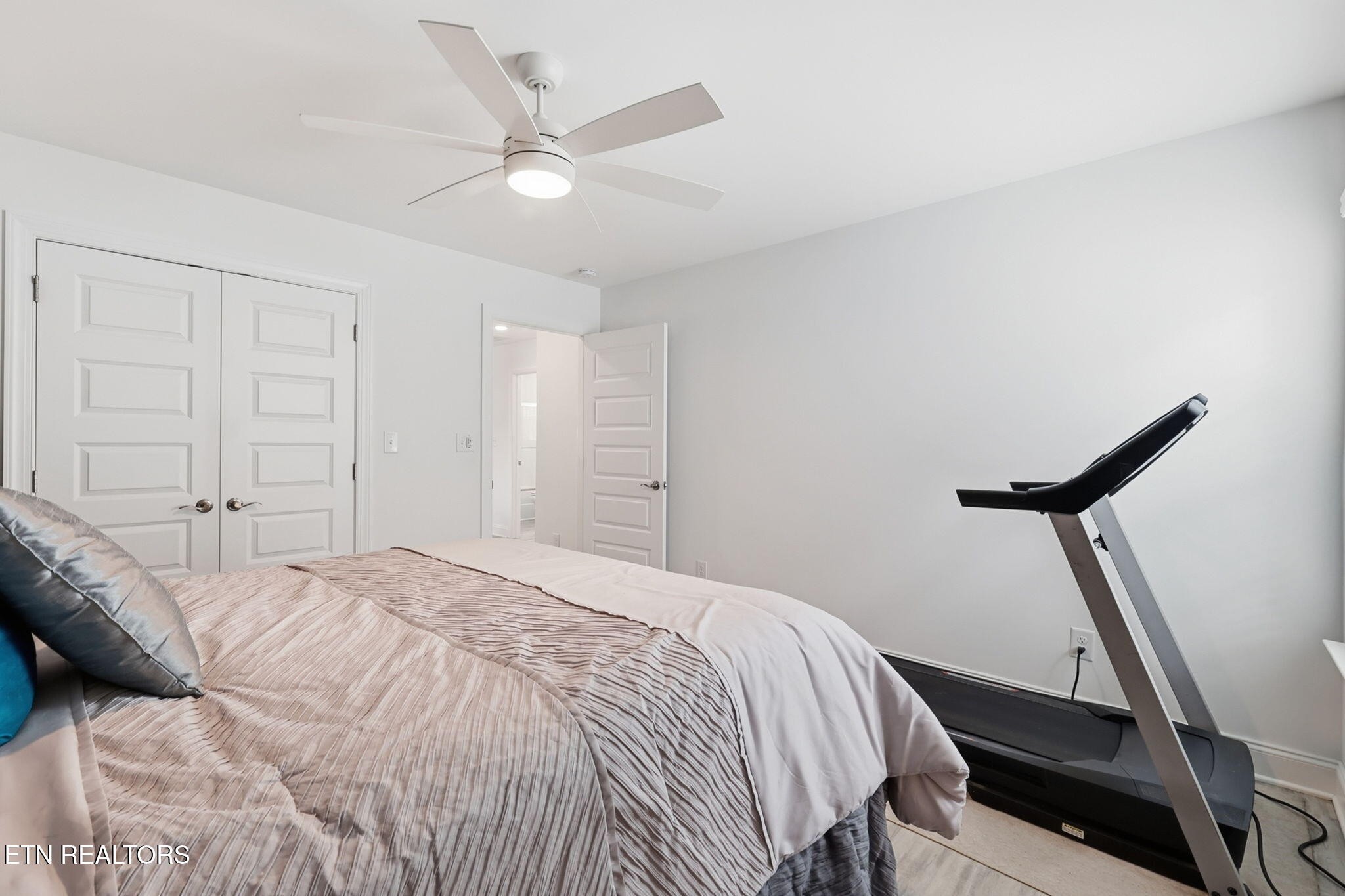 1640 Spring Berry Lane Property Photo 41