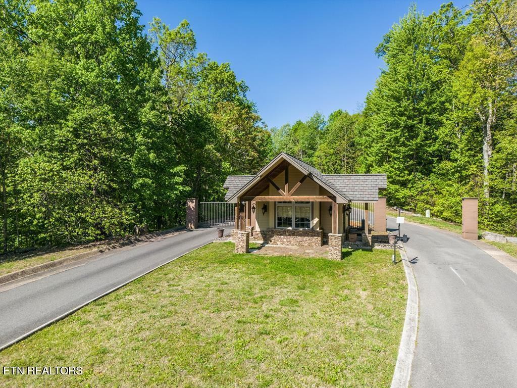 1206 Wind Rush Way Property Photo 4