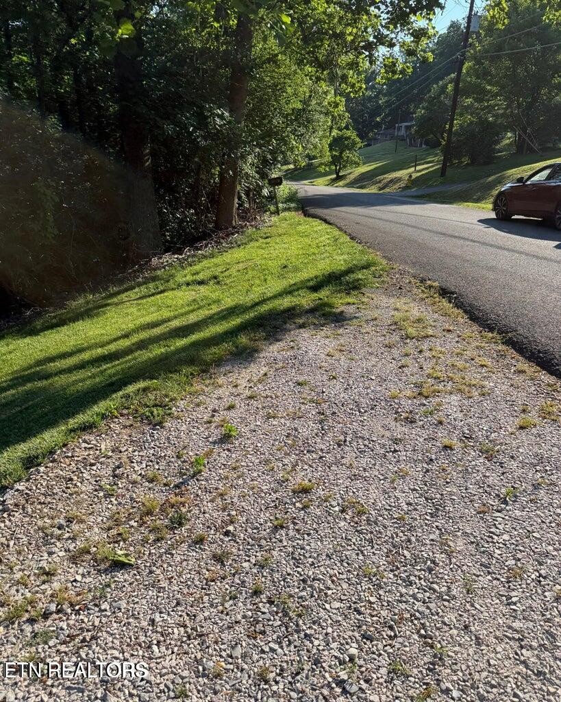 5016 Ridgemont Drive Property Photo 3