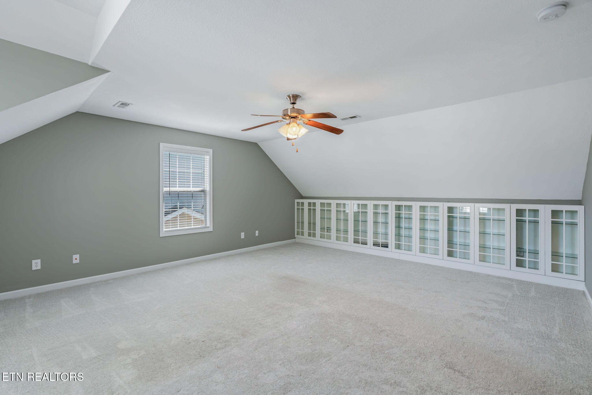 5914 Gray Gables Drive Property Photo 38