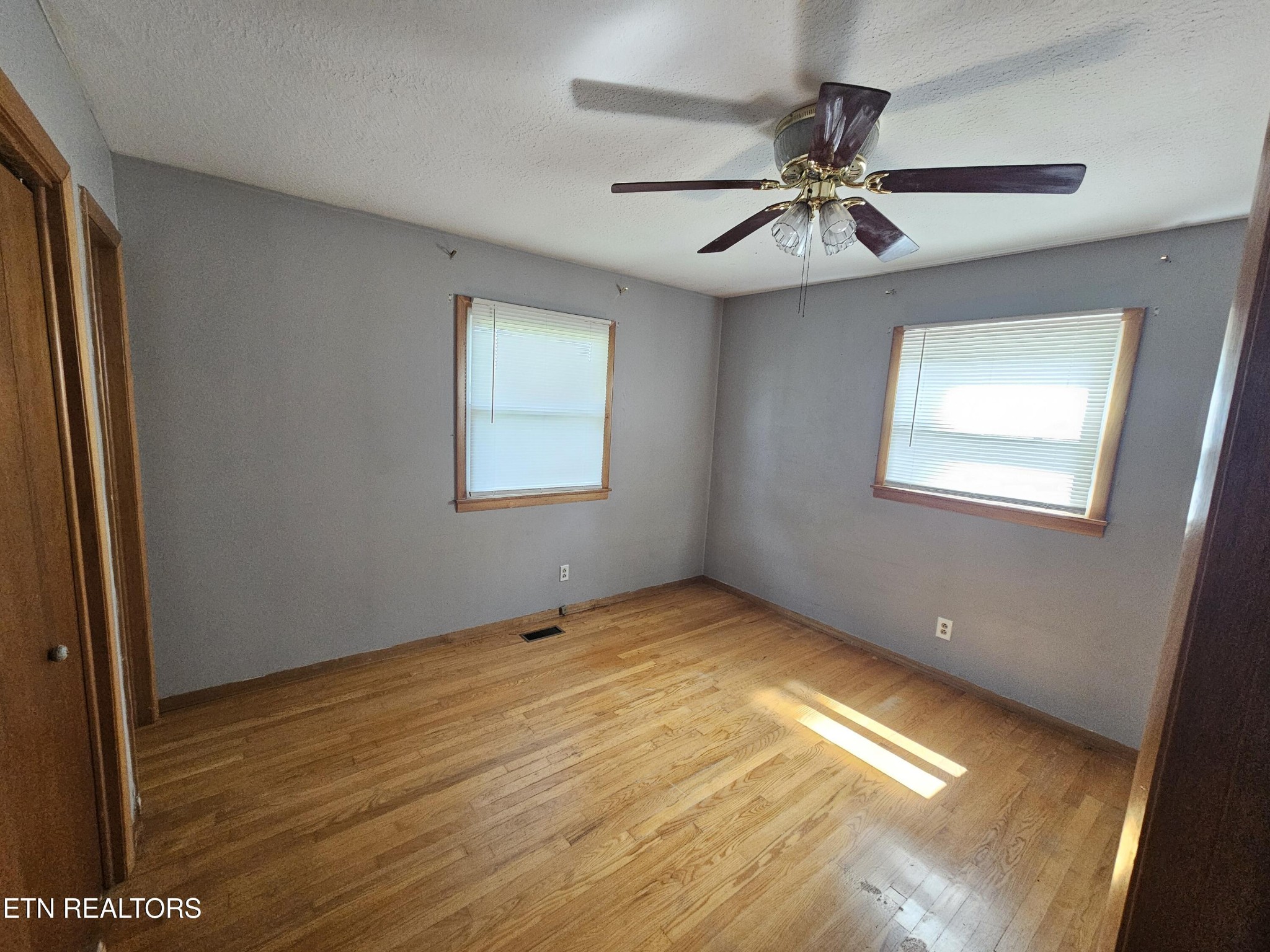 1725 S Forest Drive Property Photo 7