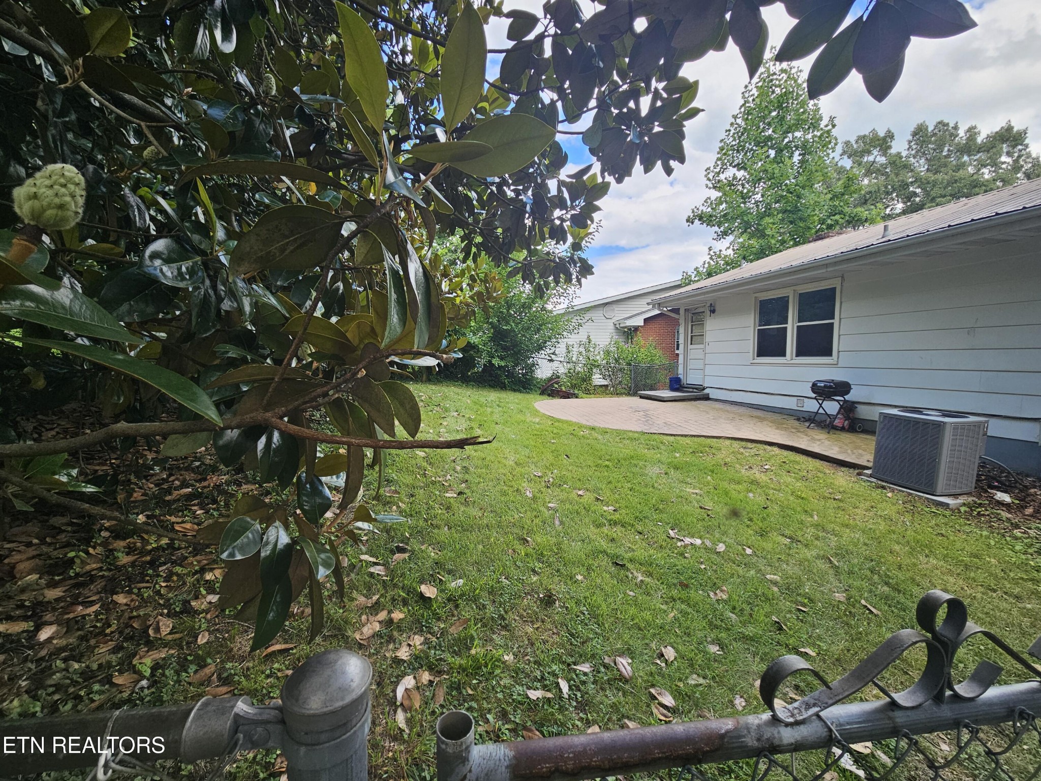 1725 S Forest Drive Property Photo 17