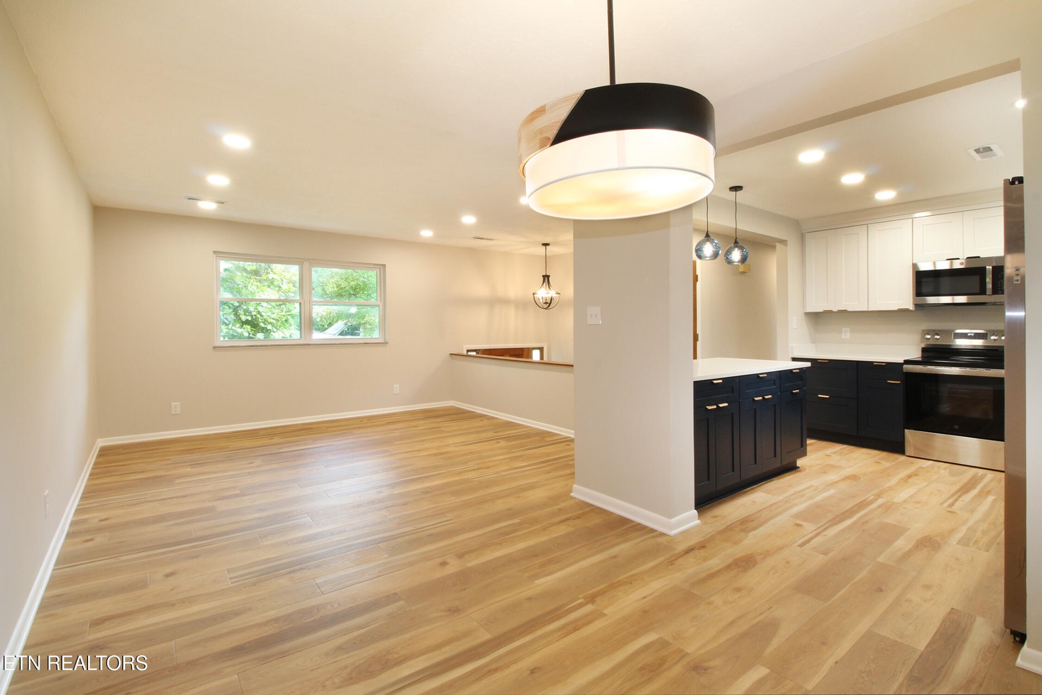 7604 Sw Kingsbury Drive Property Photo 4