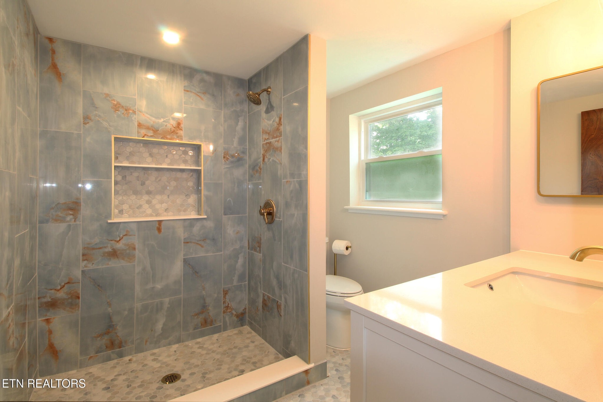 7604 Sw Kingsbury Drive Property Photo 8