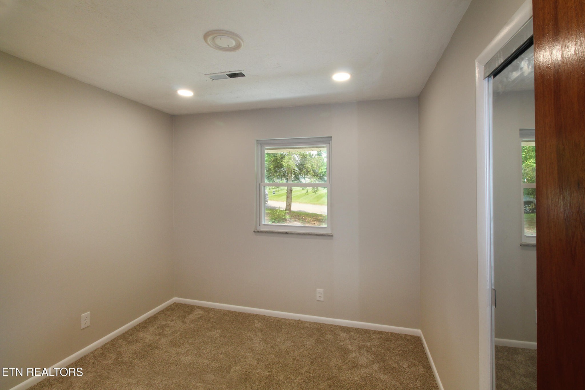 7604 Sw Kingsbury Drive Property Photo 13