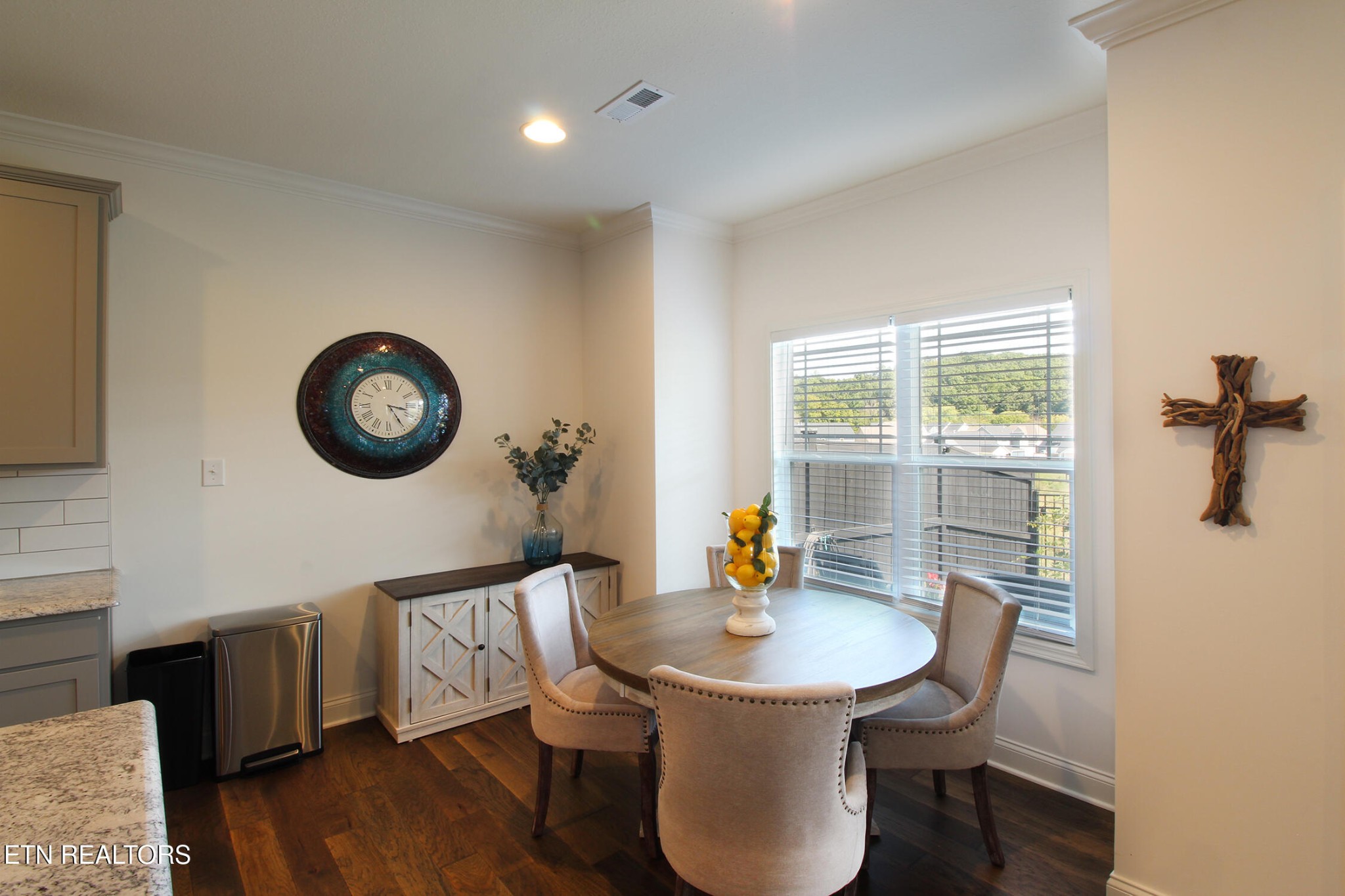 12664 Myrtle Ridge Lane Property Photo 6