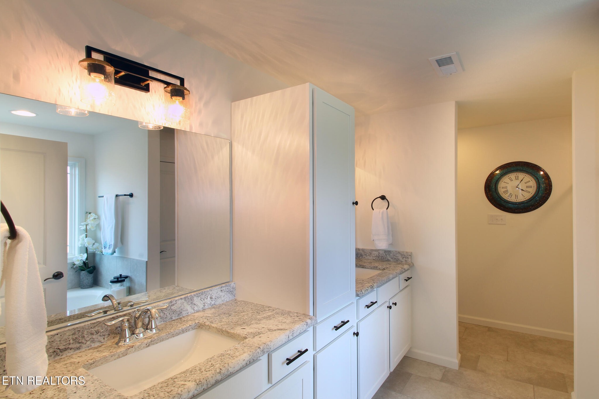 12664 Myrtle Ridge Lane Property Photo 18