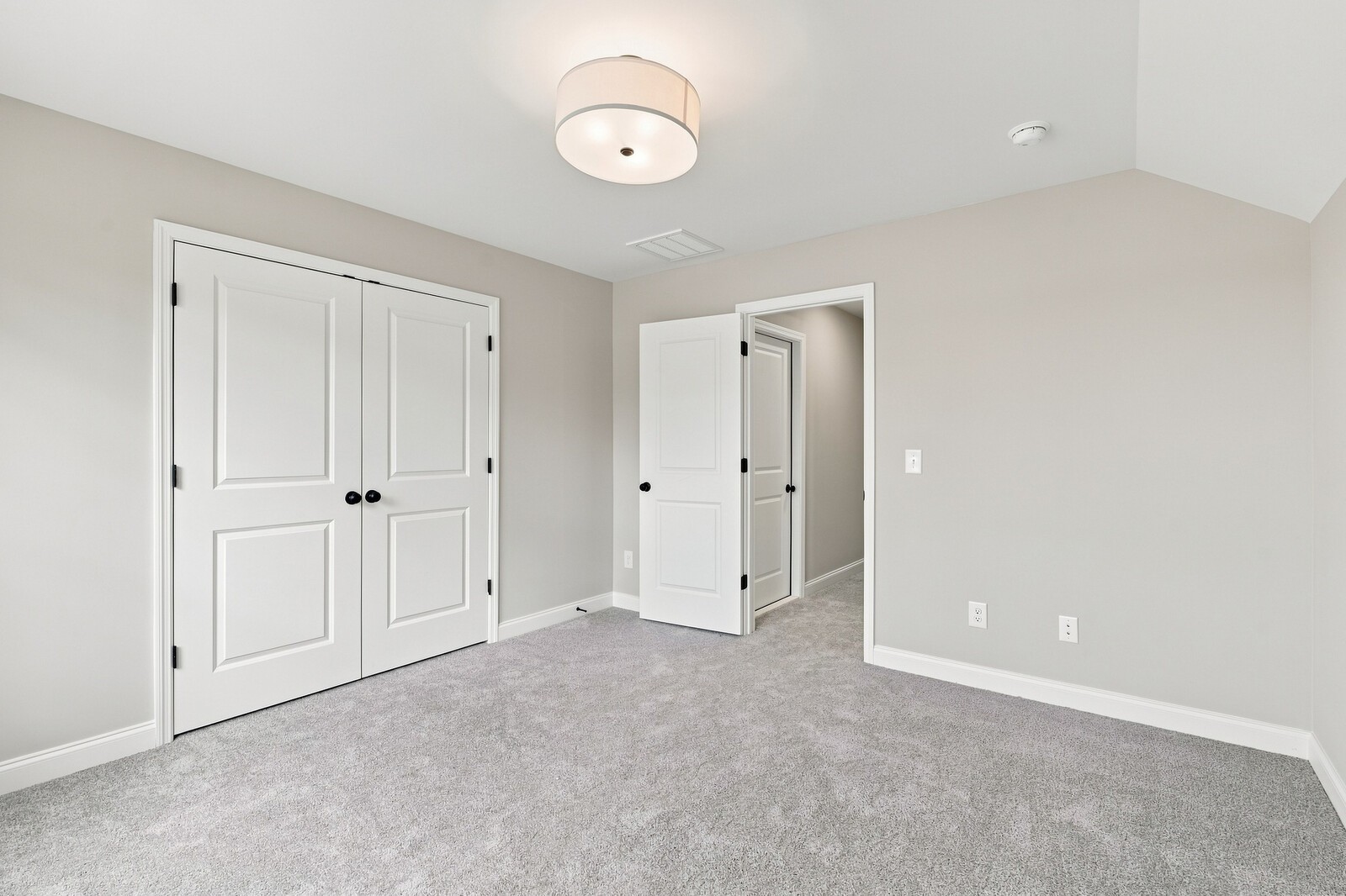 7291 Orrinshire Drive Property Photo 48
