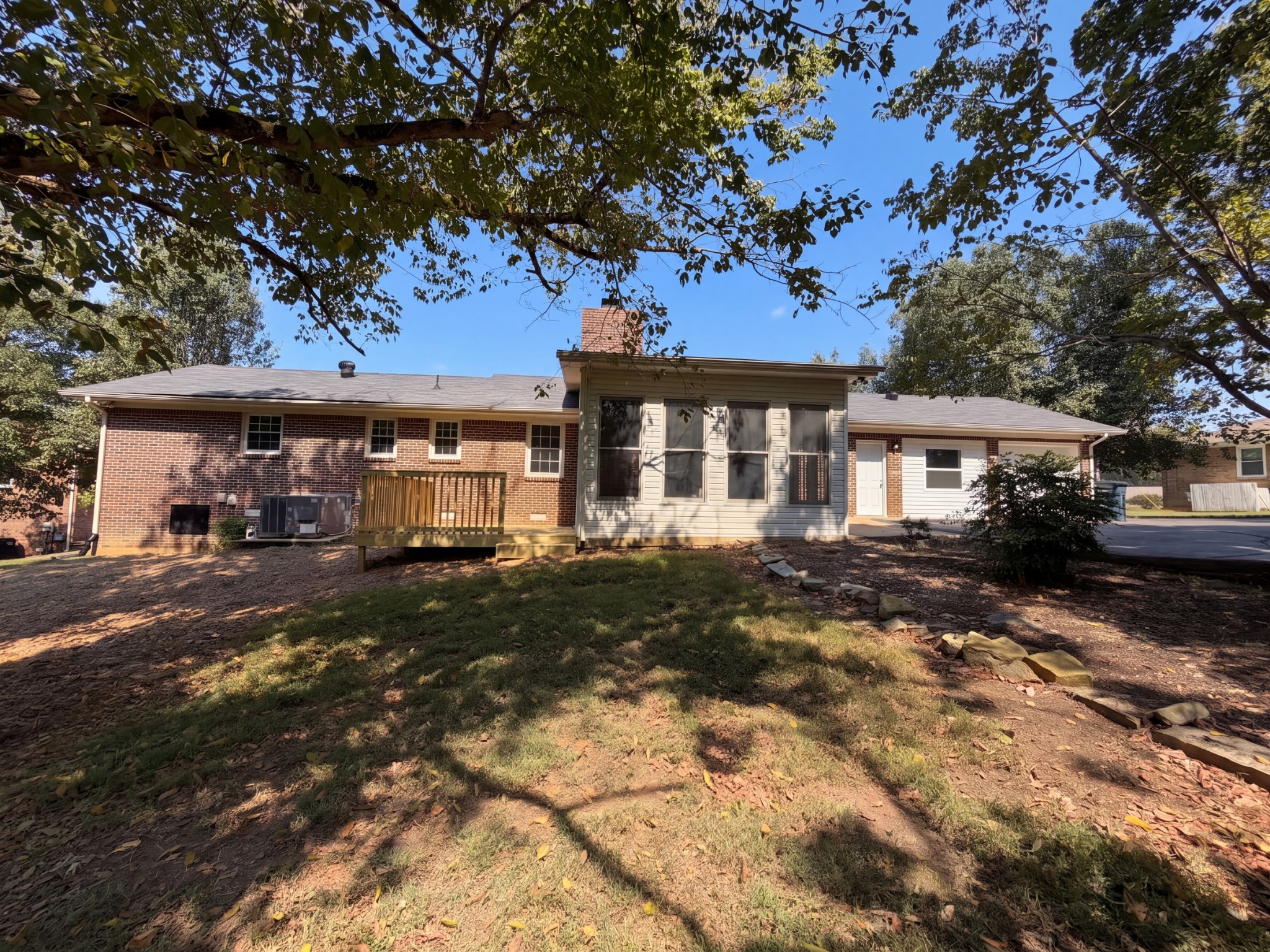 1005 Roseview Dr Property Photo 20