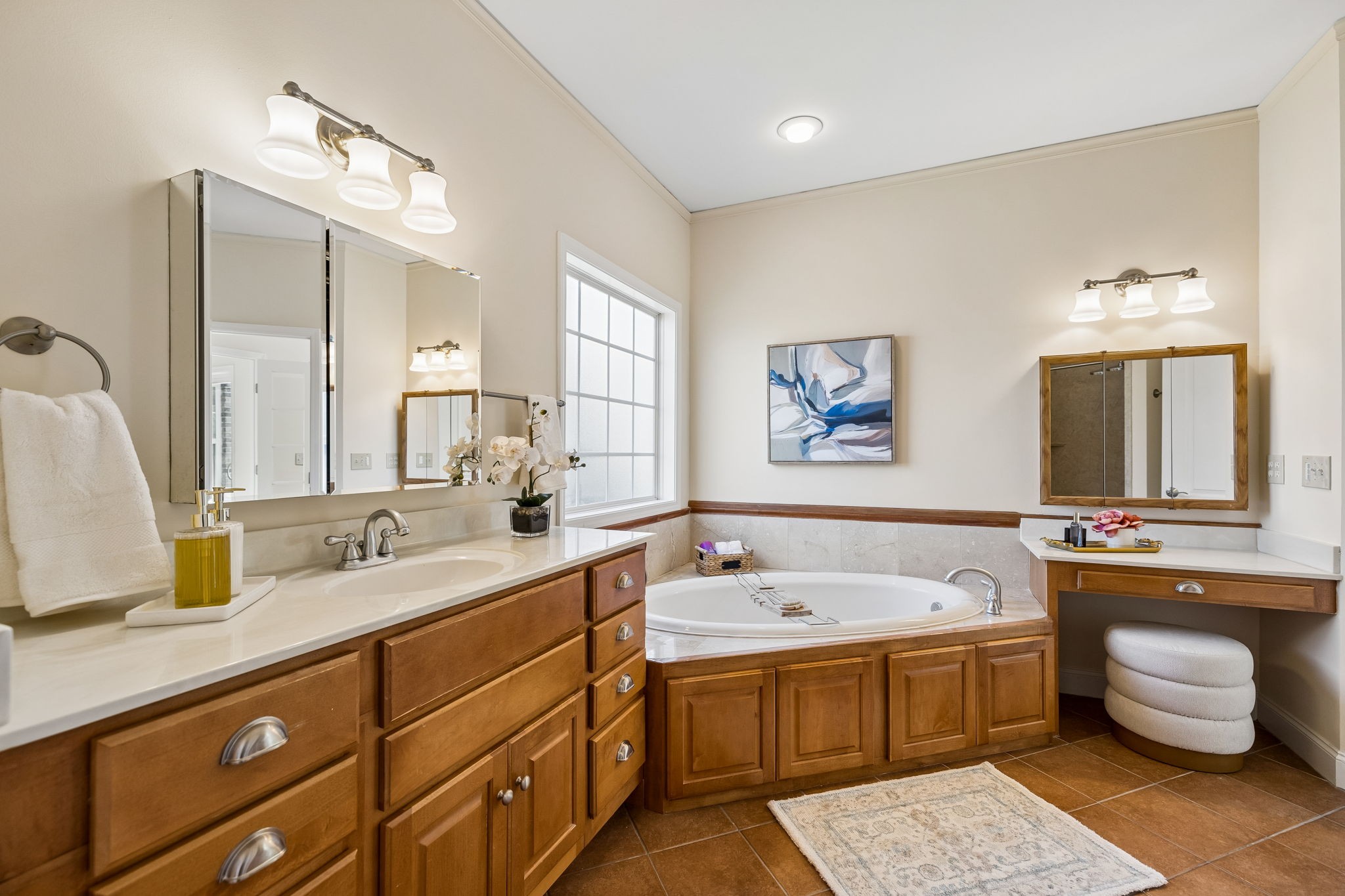 2216 Twin Peaks Ct Property Photo 19