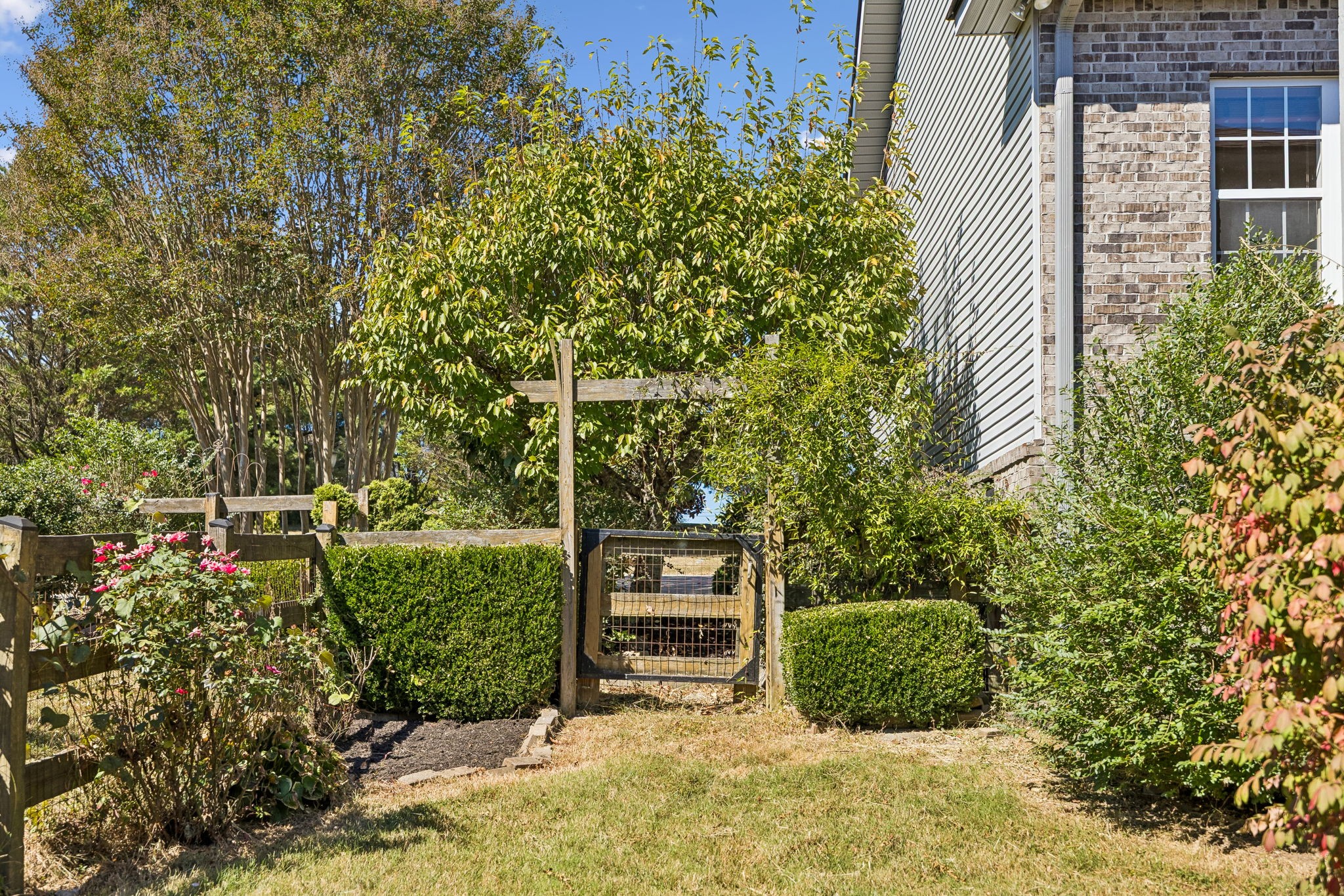 2216 Twin Peaks Ct Property Photo 40