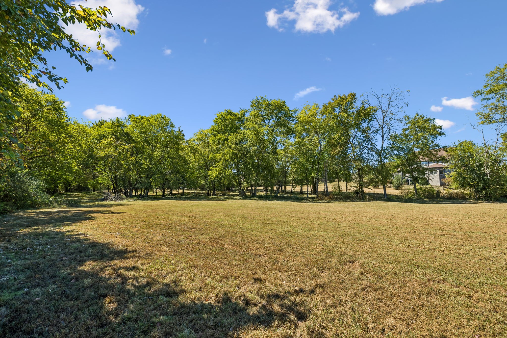 2216 Twin Peaks Ct Property Photo 48