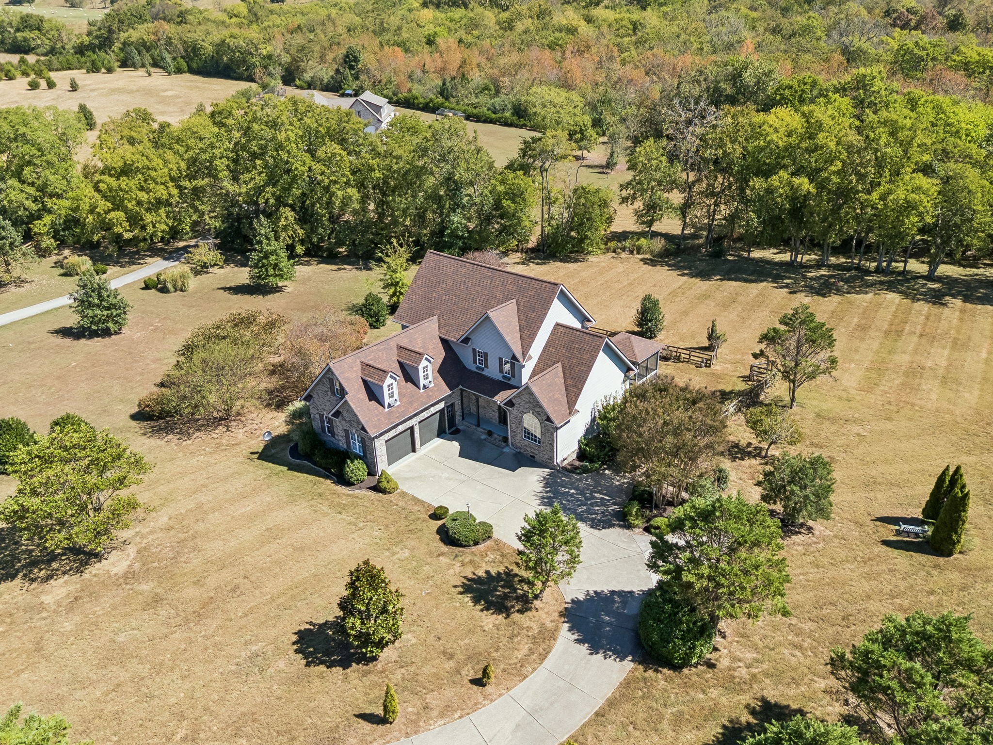 2216 Twin Peaks Ct Property Photo 56