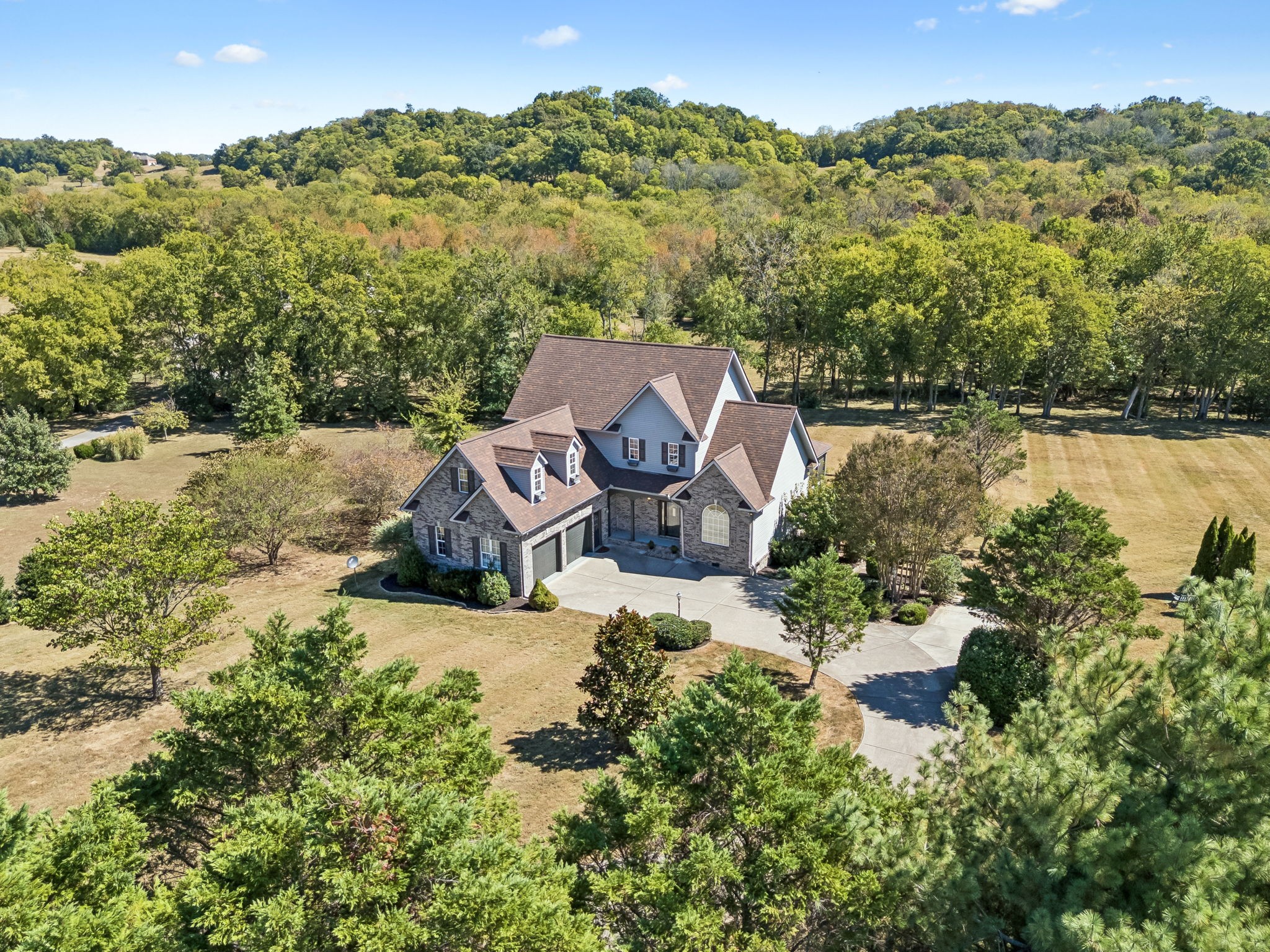 2216 Twin Peaks Ct Property Photo 58