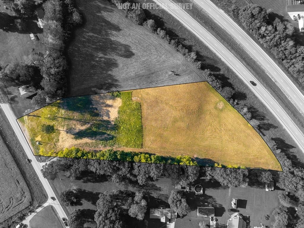 1545 Roberts Matthews Hwy Property Photo 1