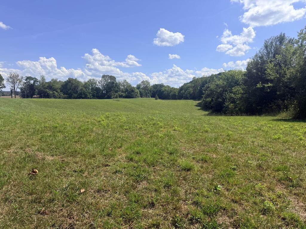 1545 Roberts Matthews Hwy Property Photo 16